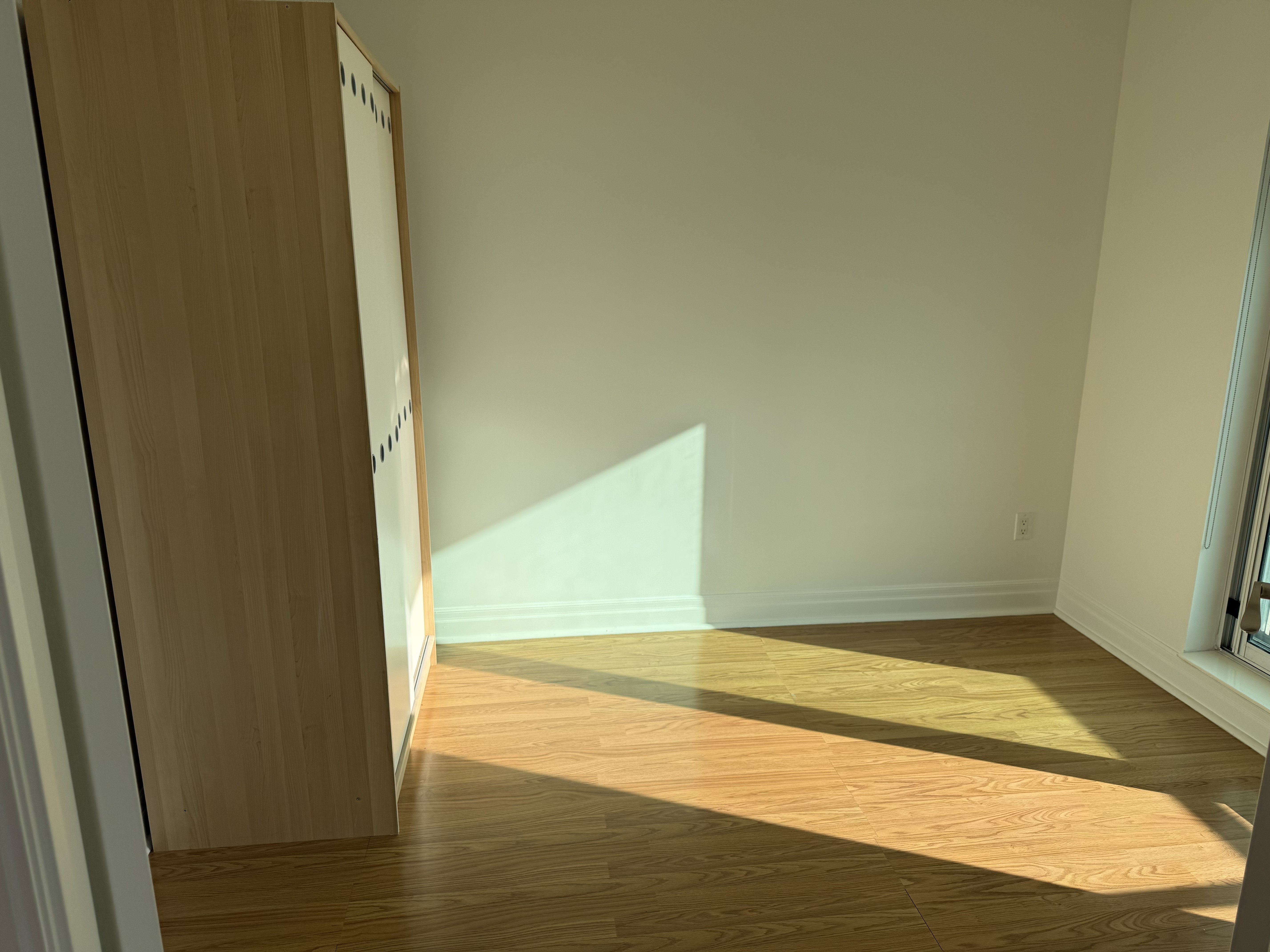 Gallery Item